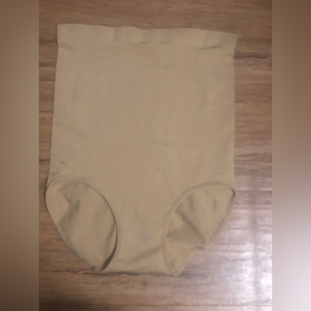 Garda never been worn